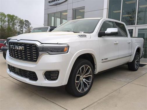 2025 RAM 1500 ST