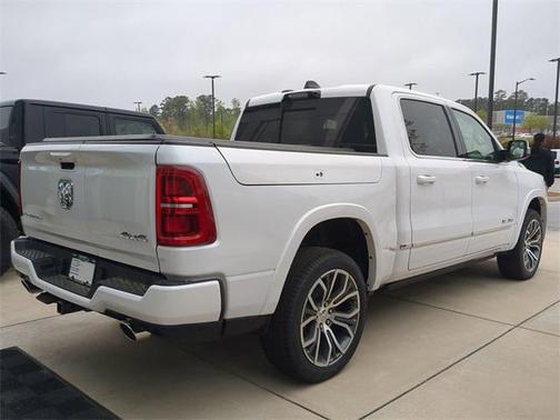 2025 RAM 1500 ST