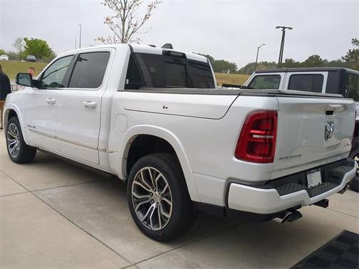 2025 RAM 1500 ST