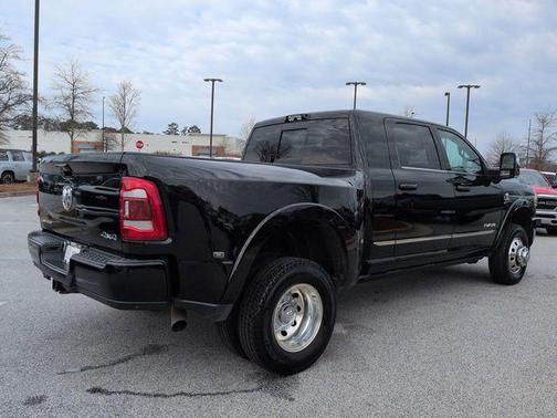 2024 RAM 3500 Limited Mega Cab 4x4 6'4' Box