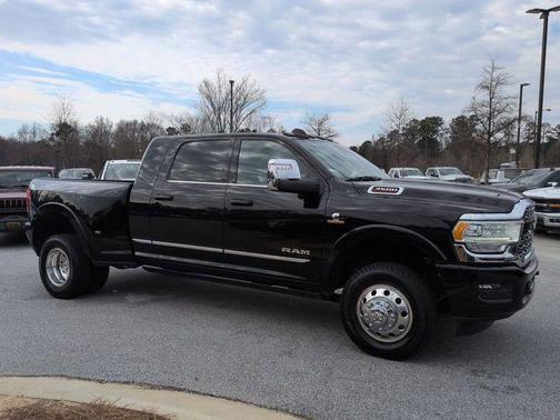 2024 RAM 3500 Limited Mega Cab 4x4 6'4' Box