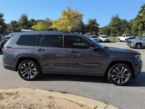 2022 Jeep Grand Cherokee L Overland