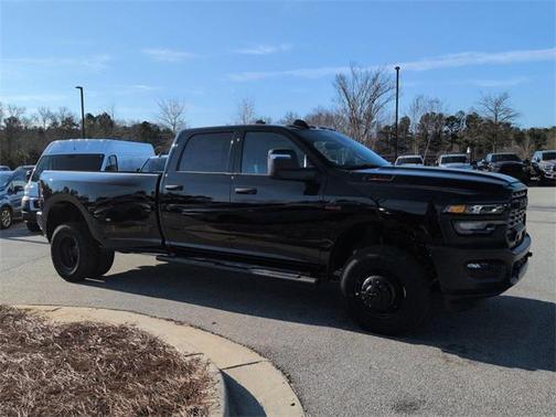 2026 RAM 3500 Tradesman Crew Cab 4x4 8' Box