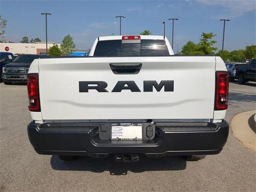 2025 RAM 2500 Tradesman Crew Cab 4x2 8' Box