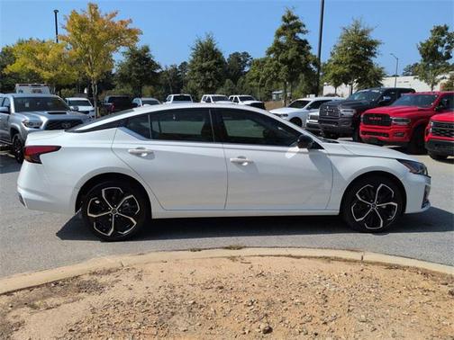 2024 Nissan Altima SR Intelligent AWD