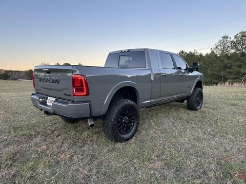 2026 RAM 3500 Limited Mega Cab 4x4 6'4' Box