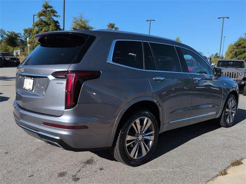 2022 Cadillac XT6 Premium Luxury AWD