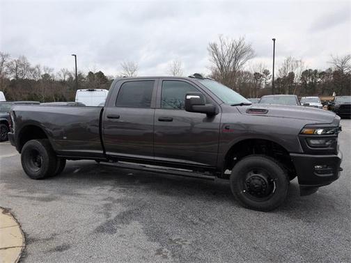 2026 RAM 3500 Tradesman Crew Cab 4x4 8' Box