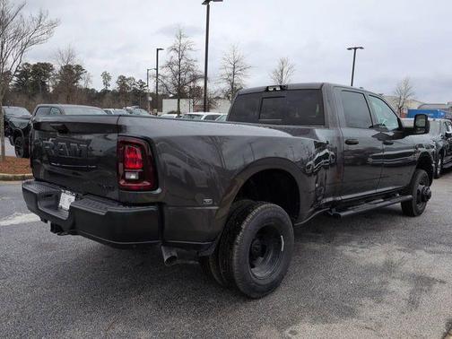 2026 RAM 3500 Tradesman Crew Cab 4x4 8' Box