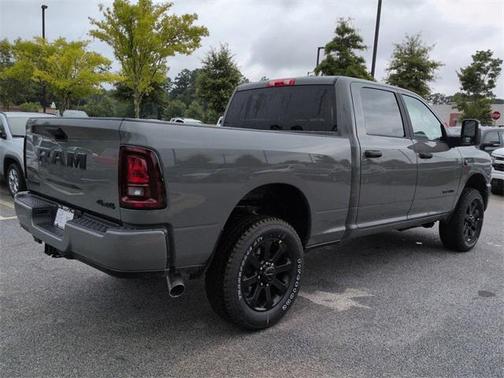 2025 RAM 2500 Big Horn Crew Cab 4x4 6'4' Box