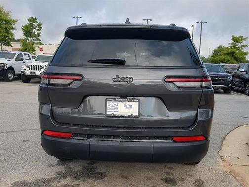 2025 Jeep Grand Cherokee L Altitude
