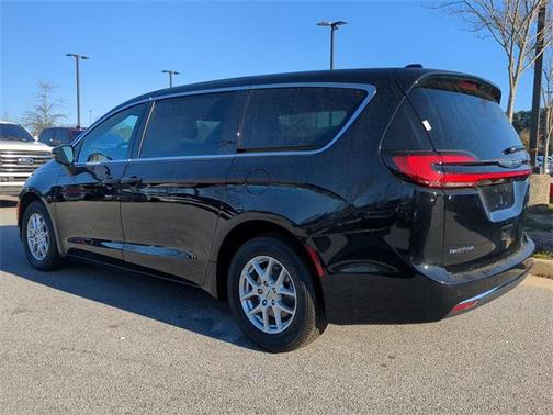 2025 Chrysler Pacifica L