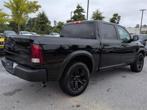 2024 RAM 1500 Classic Warlock Crew Cab 4x2 5'7' Box