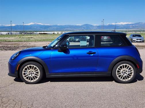 2025 MINI Hardtop Cooper