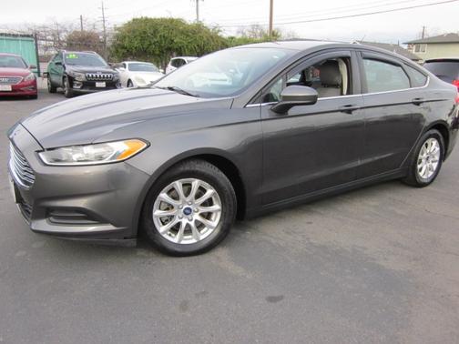 2015 Ford Fusion SE