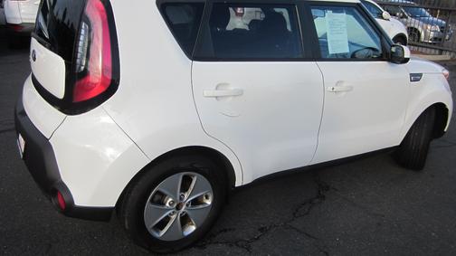 2016 Kia Soul Base