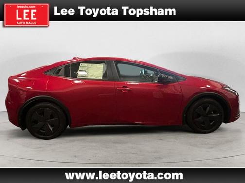 2025 Toyota Prius Plug-In Hybrid SE