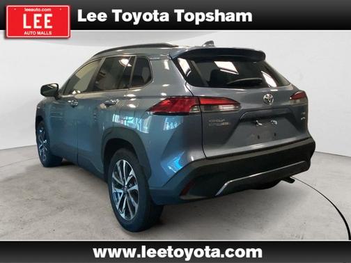 2024 Toyota Corolla Cross XLE