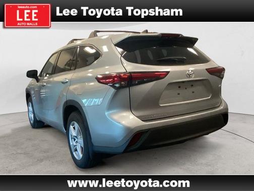 2022 Toyota Highlander LE