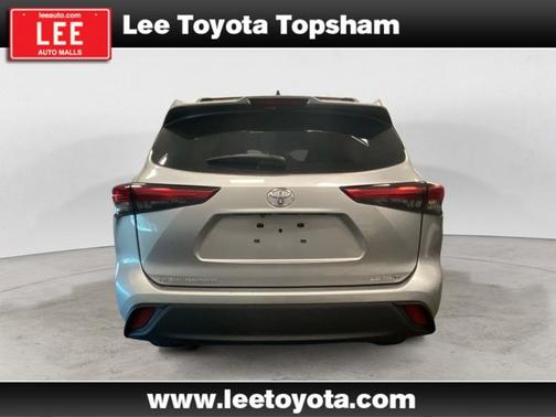 2022 Toyota Highlander LE