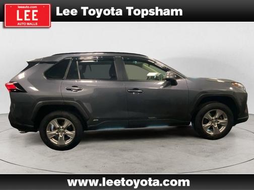 2022 Toyota RAV4 Hybrid XLE