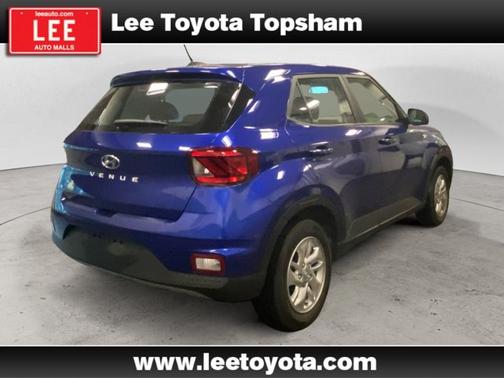 2023 Hyundai VENUE SE