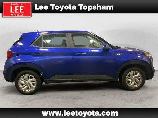2023 Hyundai VENUE SE