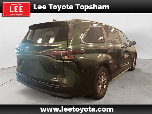2024 Toyota Sienna XLE