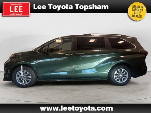 2024 Toyota Sienna XLE