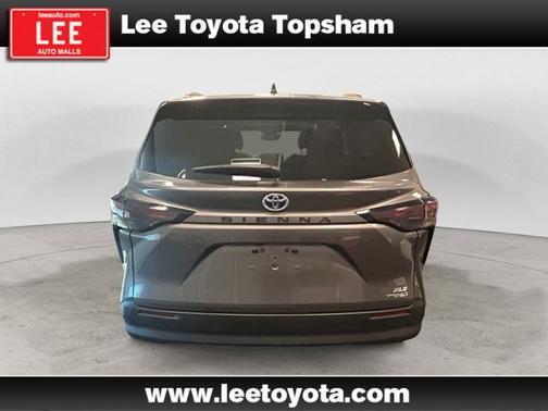 2024 Toyota Sienna XLE