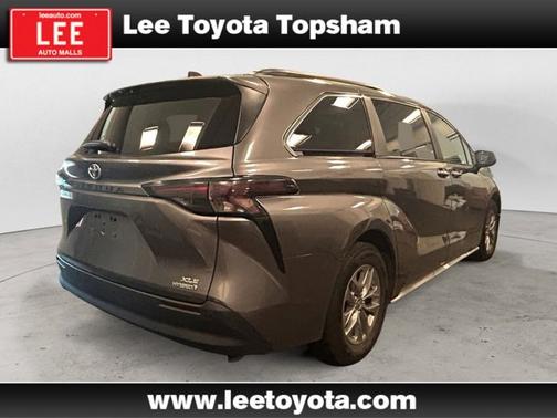2024 Toyota Sienna XLE