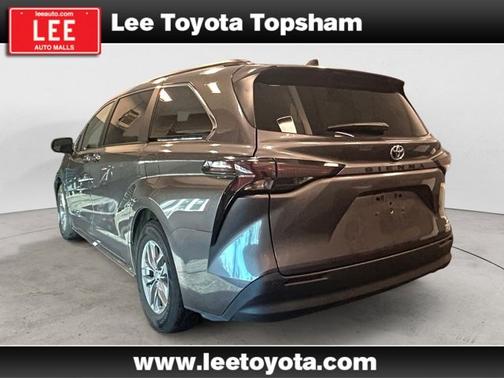 2024 Toyota Sienna XLE