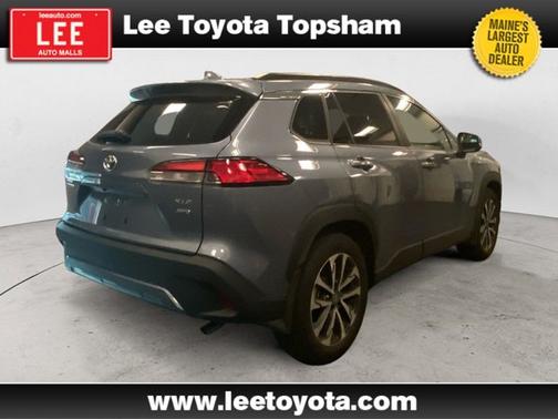 2024 Toyota Corolla Cross XLE