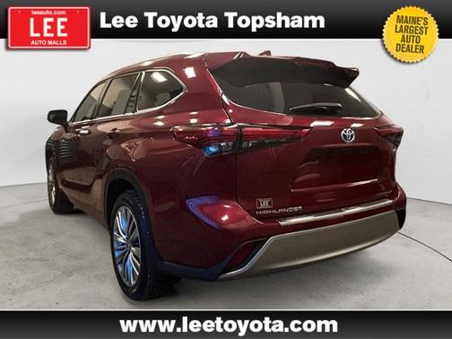 2021 Toyota Highlander Hybrid Platinum