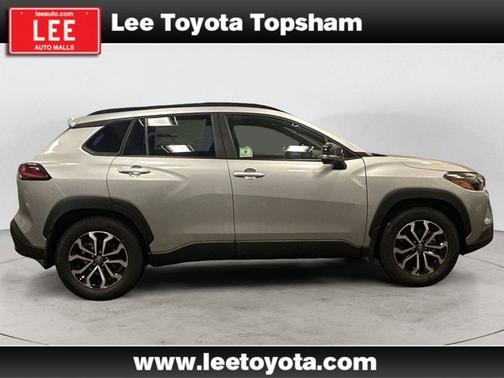 2026 Toyota Corolla Cross Hybrid SE