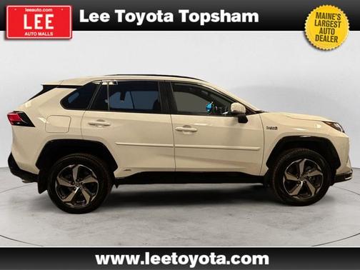 2024 Toyota RAV4 Prime SE