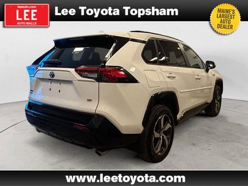 2024 Toyota RAV4 Prime SE