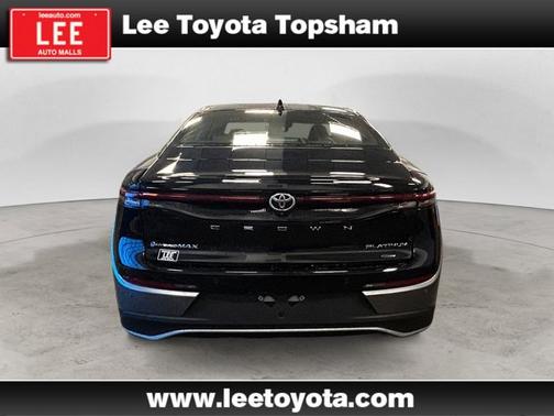 2026 Toyota Crown Platinum