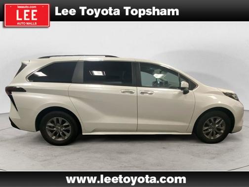 2023 Toyota Sienna XLE