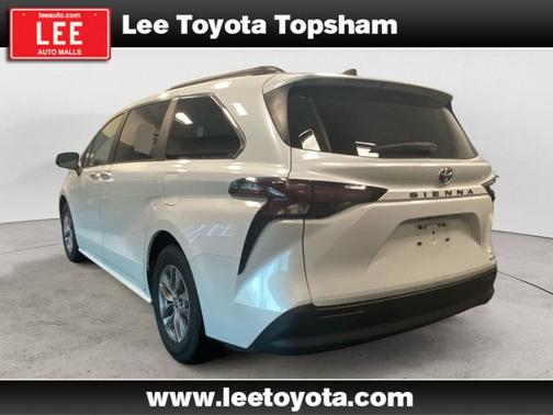 2023 Toyota Sienna XLE