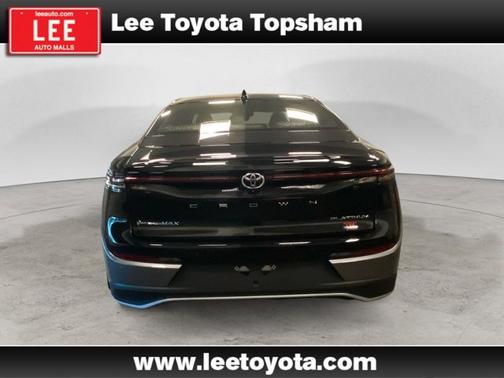 2026 Toyota Crown Platinum