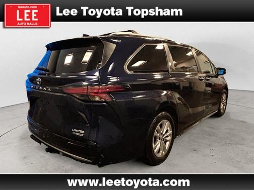 Gray 2022 Toyota Sienna Limited