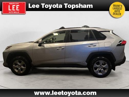 Silver Sky Metallic 2022 Toyota RAV4 Hybrid XLE