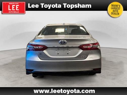 2020 Toyota Camry Hybrid XLE