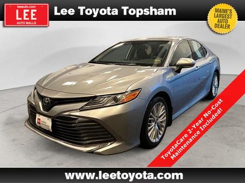 2020 Toyota Camry Hybrid XLE