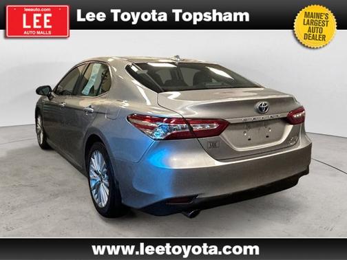 2020 Toyota Camry Hybrid XLE