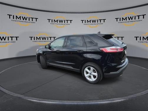 2020 Ford Edge SE