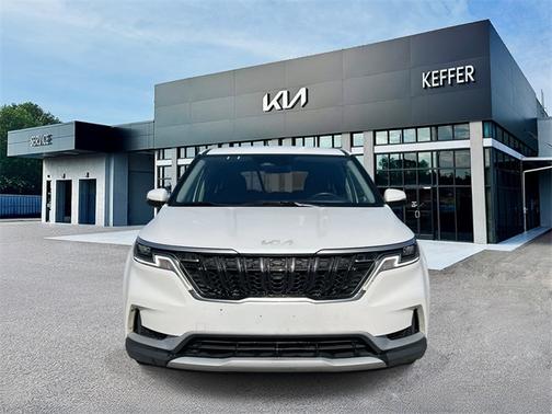 2024 Kia Carnival LX