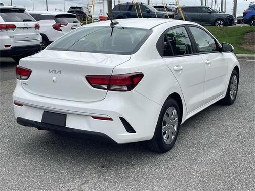 2022 Kia Rio LX