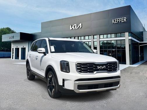 White Pearl 2025 Kia Telluride S